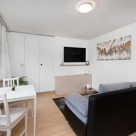 In Mit Parkplatz Apartment *